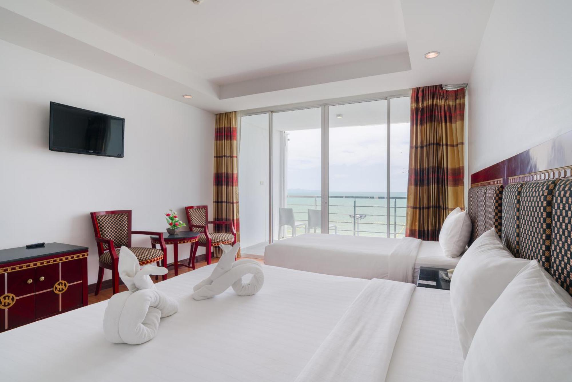 Jomtien Hisotel Room photo