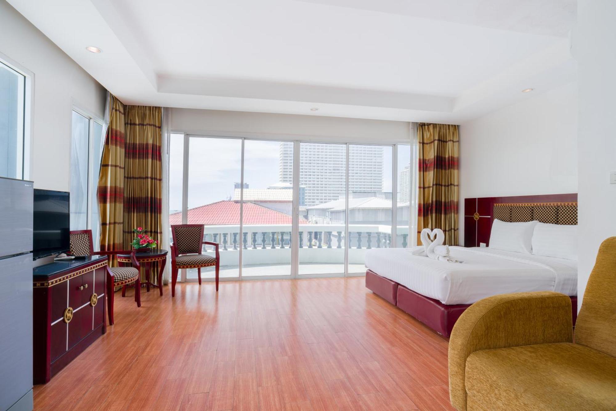 Jomtien Hisotel Room photo